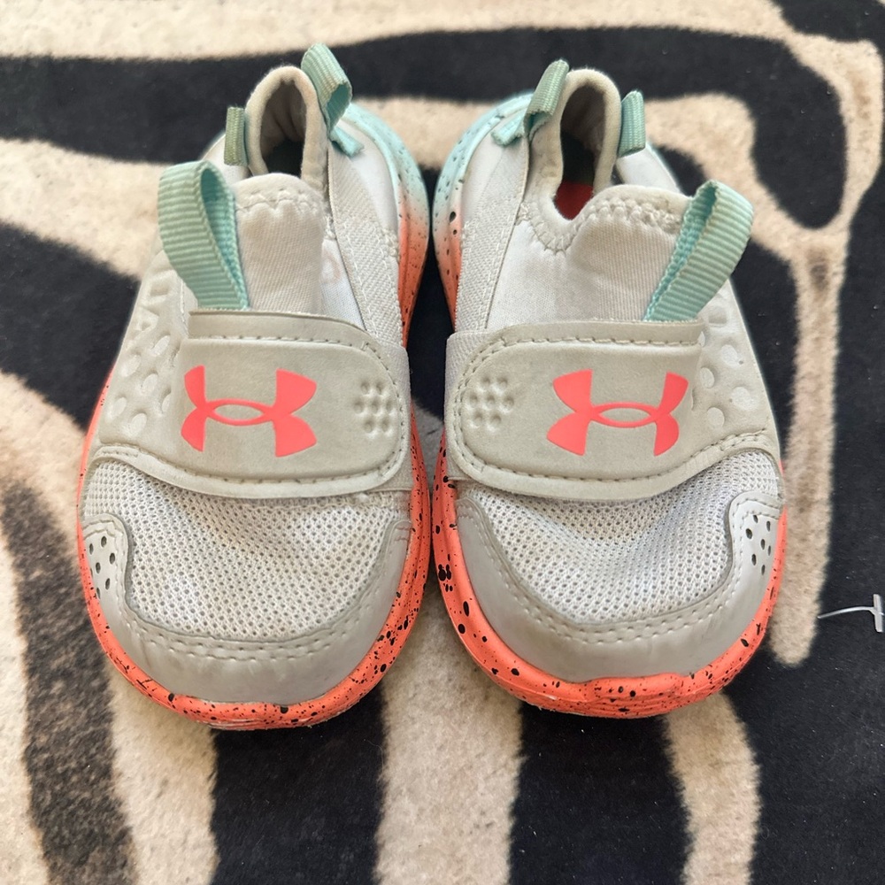 Under Armour Toddler Tennis shoes size 5